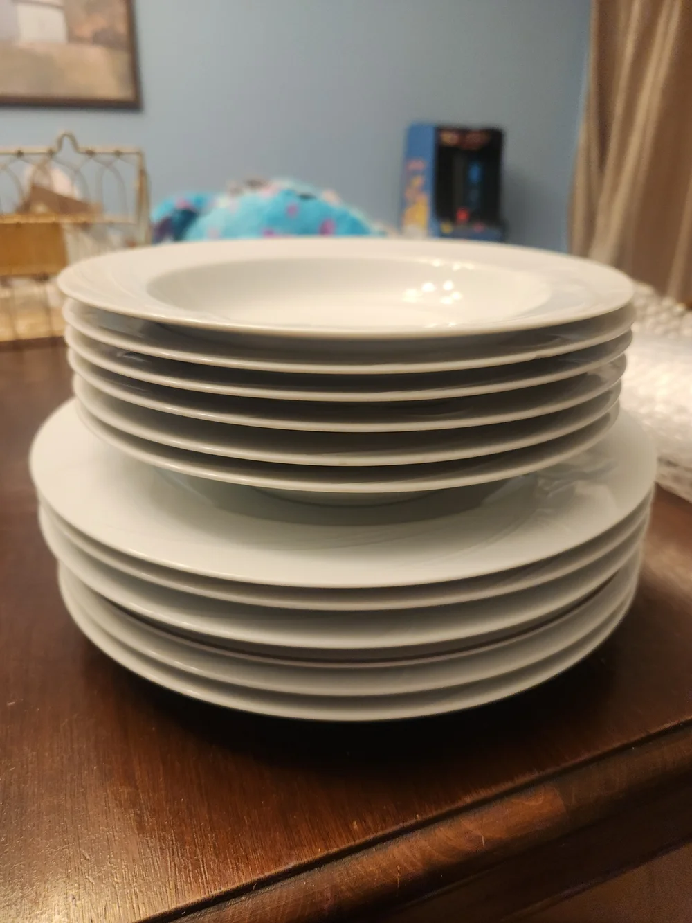 Mikasa White Calla Lily Dinner and Bowl Stack - Classic White Set